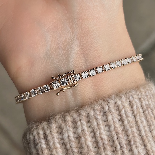 Recycled Yellow Gold 5.38ctw Diamond Tennis Bracelet - Image 3