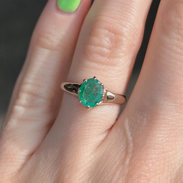 Antique Oval Emerald Ring - Image 3