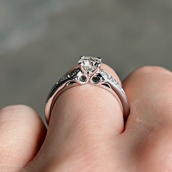 Estate GIA Certified .70ct Diamond Ring - Image 3