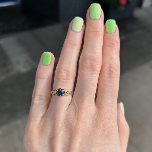 Antique 18k Gold Sapphire Ring - Image 3