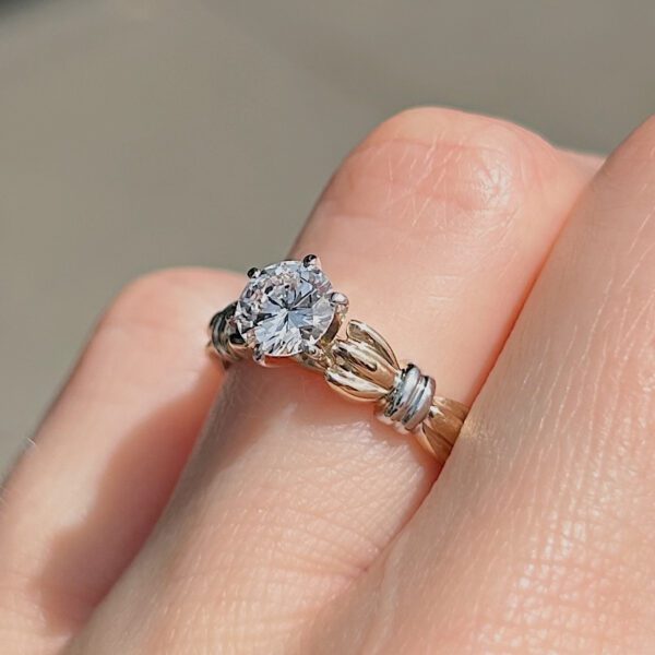 Estate GIA Certified Bamboo Motif Diamond Ring - Image 4