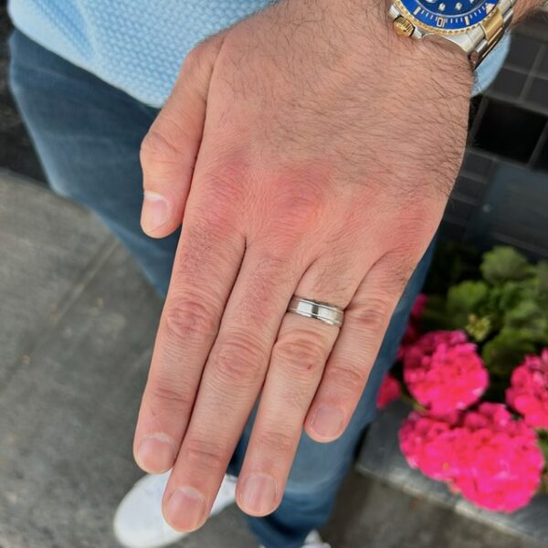 Estate White Gold Line Design Band - Image 2