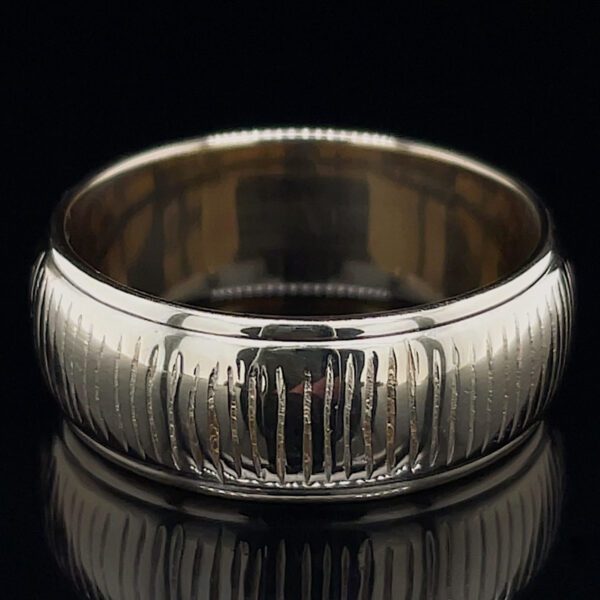 Estate 8mm Ridged Band
