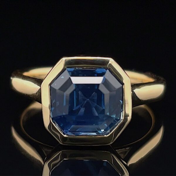 Recycled GIA Certified No Heat 4.05ct Sapphire Engagement Ring
