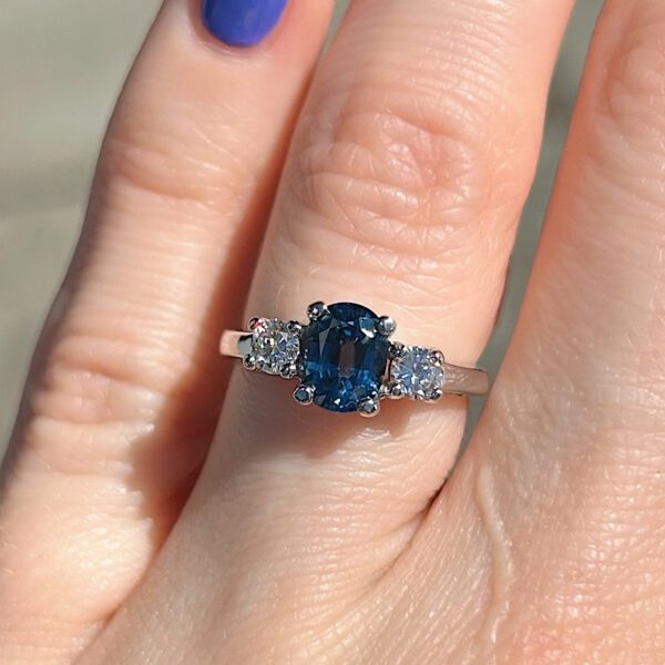 Estate Three Stone Sapphire & Diamond Ring - Image 2