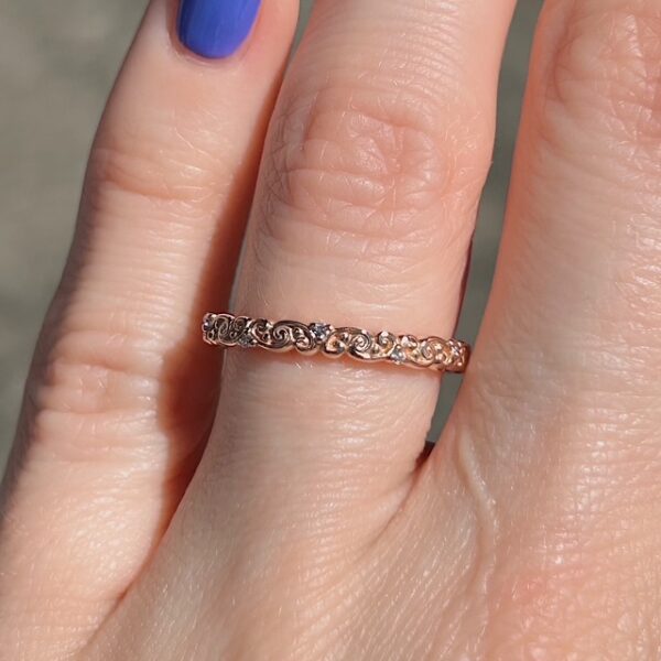 Estate 14k Vintage Inspired Diamond Band - Image 3