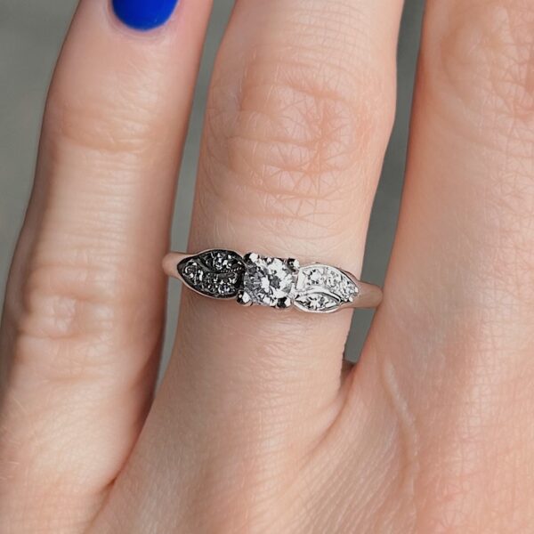 1960's Diamond Accented Ring - Image 3