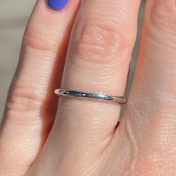 Antique 18k and Platinum Etched Band - Image 4