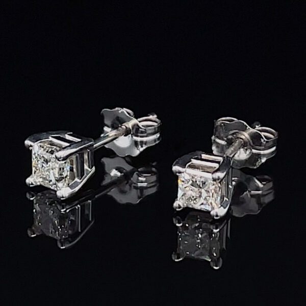 Estate .40ct Diamond Studs