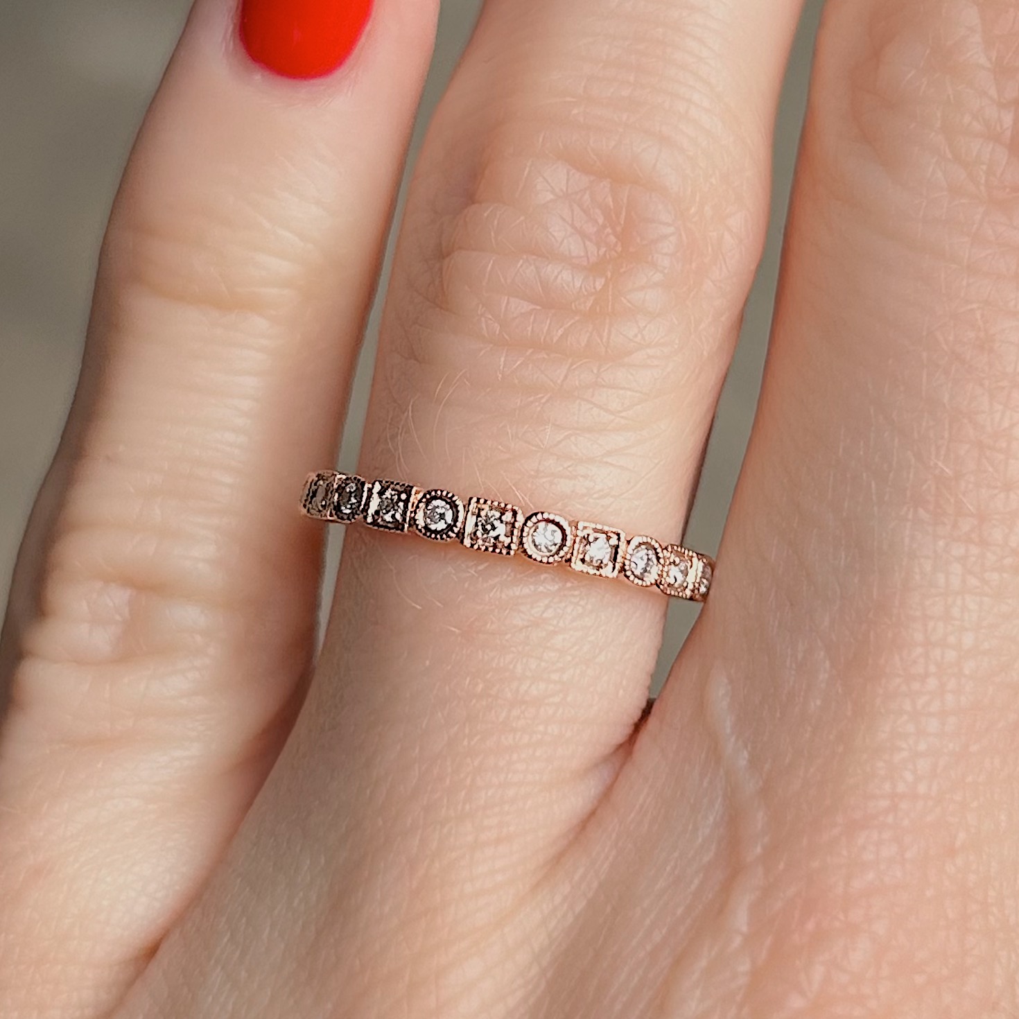 Estate 10k Vintage Inspired Diamond Band - Image 3