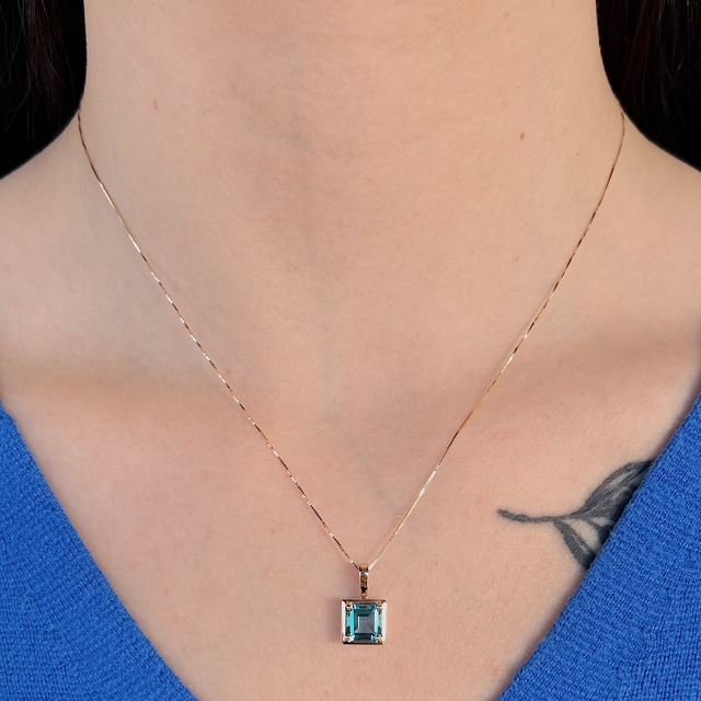 Recycled Blue Topaz Bezel Pendant - Image 2