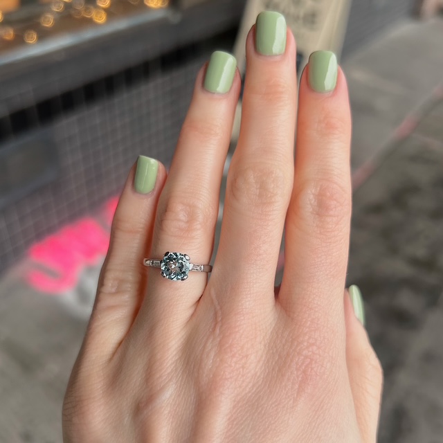 Estate 1.23ct Aquamarine Ring - Image 2