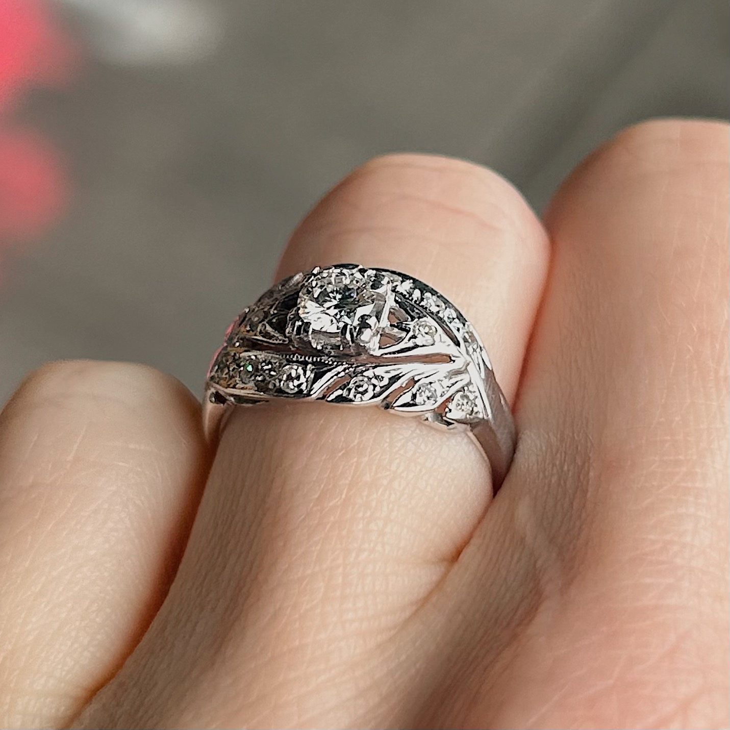 Estate 1940's Wreath Style Diamond Ring - Image 5